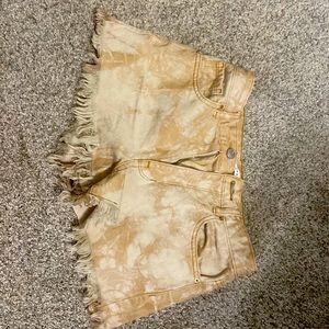 Pacsun shorts size 24 maybe worn Twice super cute and fun bleached look!